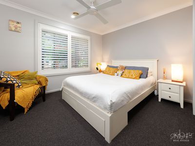 12 HILLANDALE COURT, Bonegilla