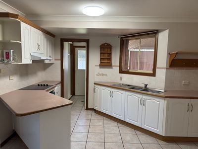 60 Best Street, Parkes