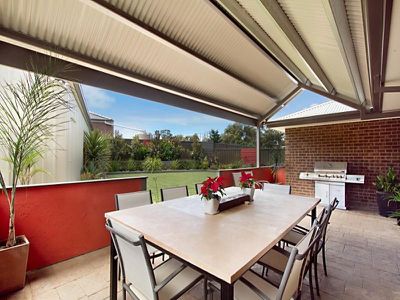 44 Norelle Crescent, Golden Square