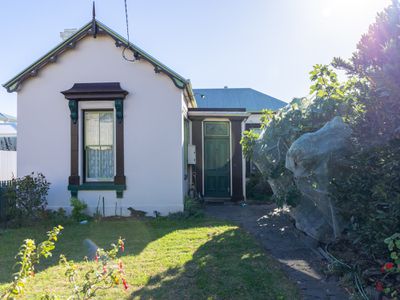 2 Princes Street, Port Fairy