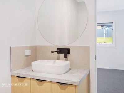 1 / 159 Pacific Way, Tura Beach