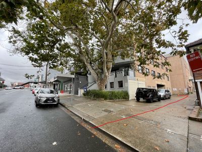 1 / 300-302 Railway Parade, Carlton