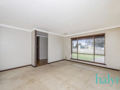 1 Gedling Close, Parkwood