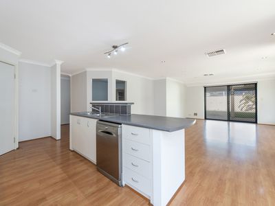 15 Sainte Maxime Avenue, Port Kennedy