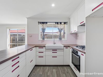 36 Cameron Avenue, Altona Meadows