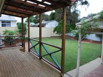 23 Barellan Avenue, Dapto