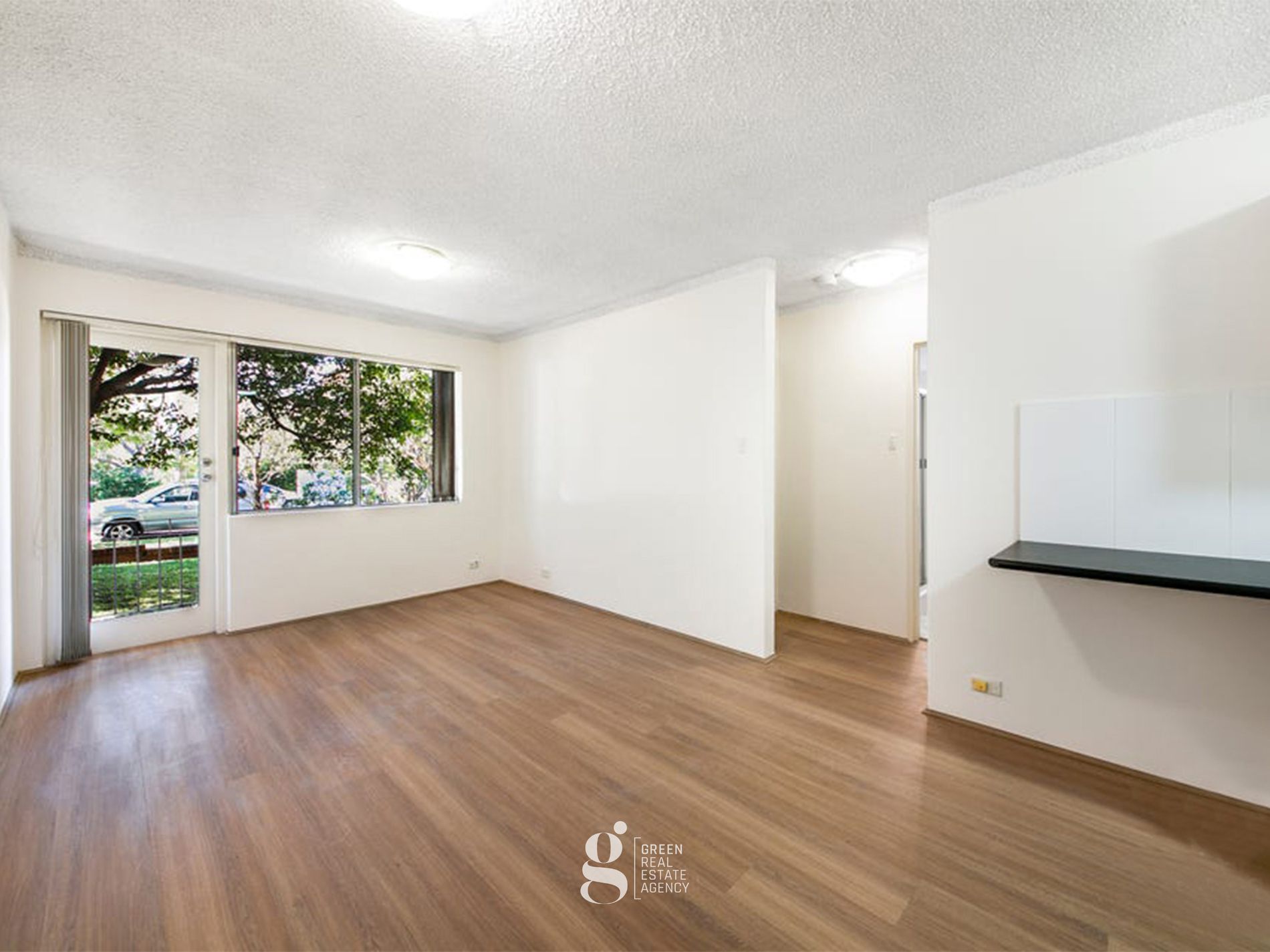 1 / 5 Bank Street, Meadowbank