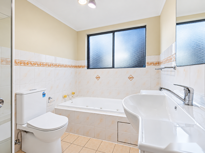 4 / 14 Queens Road, Westmead