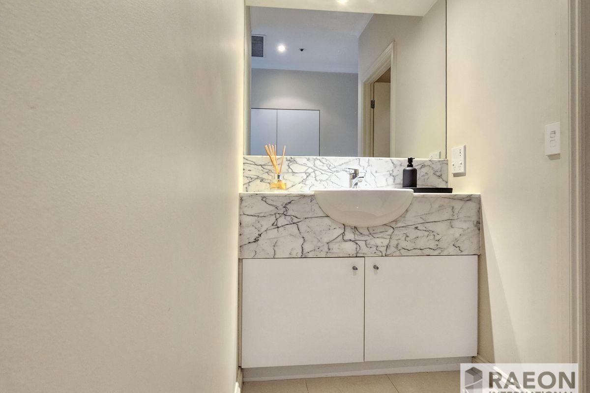 1202B/1 William Street, Melbourne