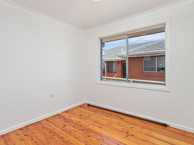 1 / 41 Parkes Street, Oak Flats