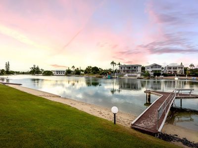 13 / 33-39 Hooker Boulevard, Broadbeach Waters