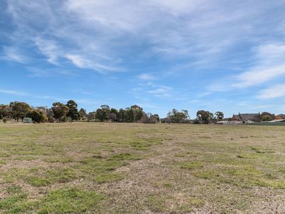 27 Pohlman Street, Heathcote
