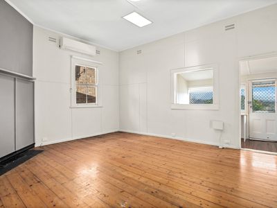 12 Urunga Parade, Wollongong