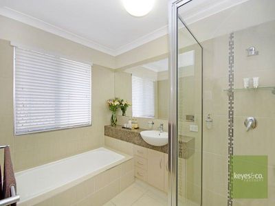 69 Hillock Crescent, Bushland Beach