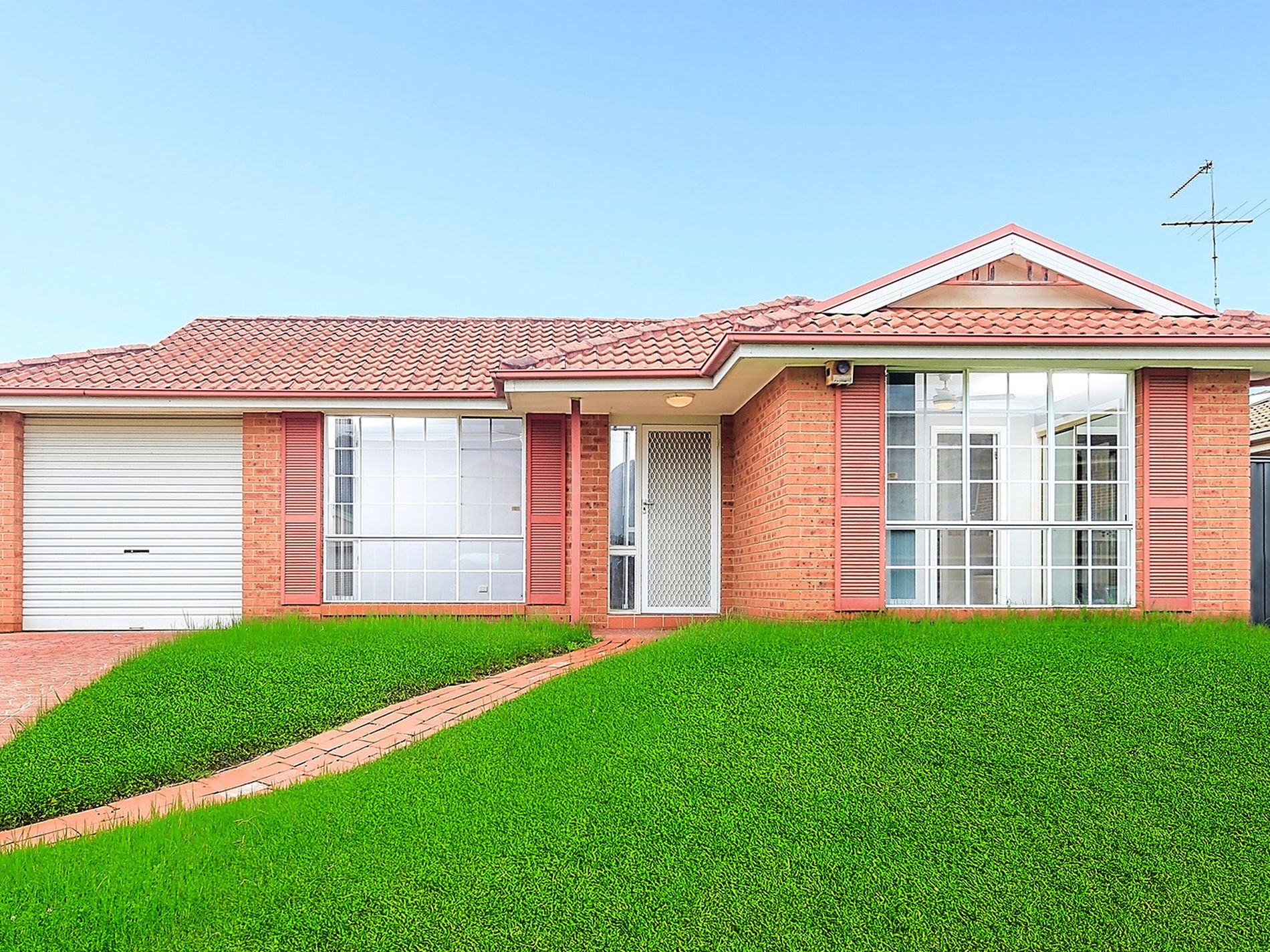 36 Burnham Avenue, Glenwood