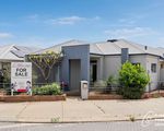 33 Barrington Avenue, Champion Lakes
