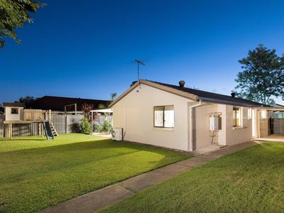 32 Torquay Crescent, Tingalpa