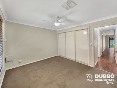 26 Eden Park Avenue, Dubbo