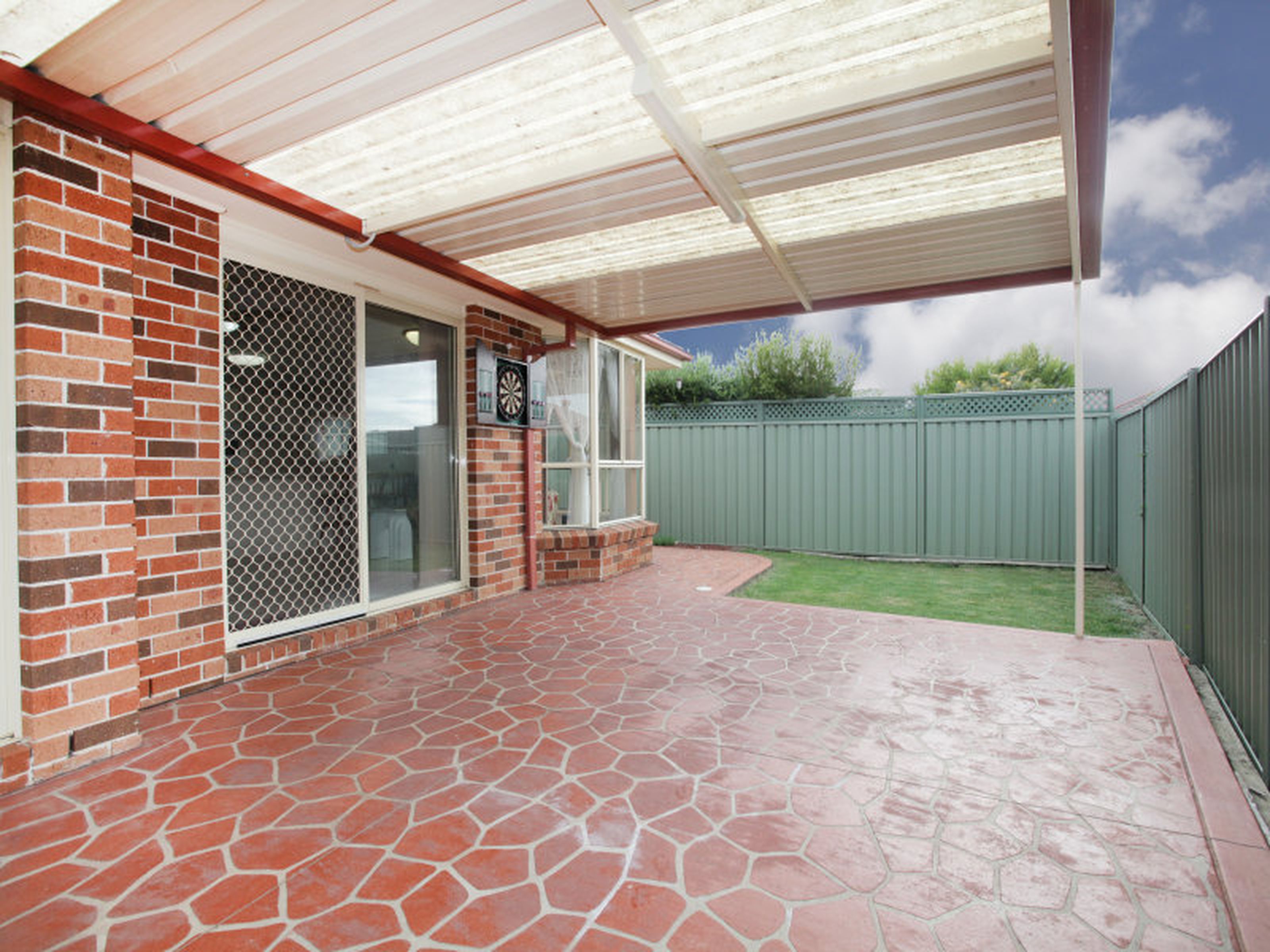 8 Sorenson Cres, GLENMORE PARK