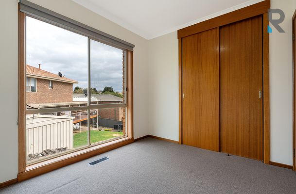 2 / 7 Hawick Court, Greenvale