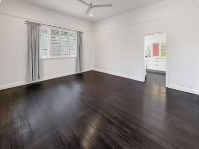 4 BEATRICE STREET, Atherton