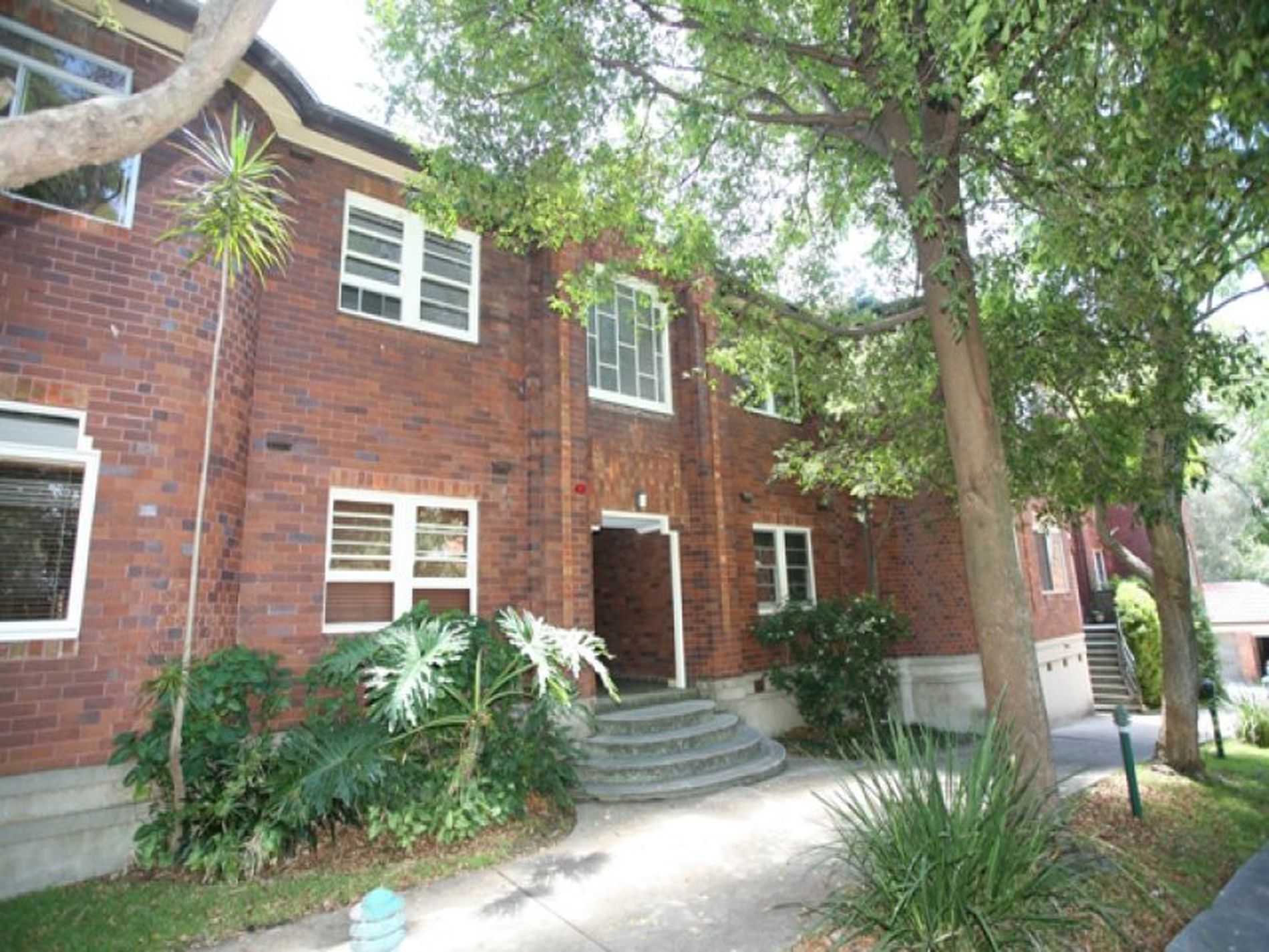 8 / 12 McDougall Street, Kirribilli