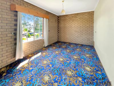 1 / 2 Byrne Street, Horsham