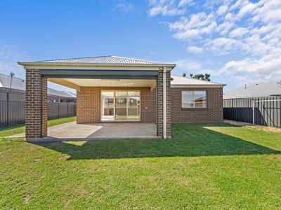12 Relph Avenue, Sale