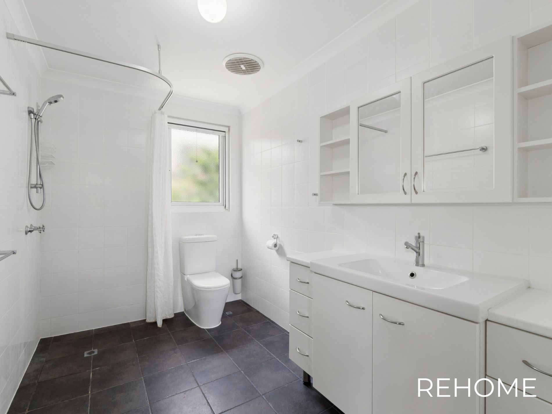 Granny Flat / 16 Glover Street, Dianella