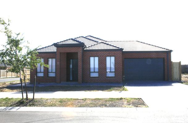 5 Tanarin Street, Craigieburn
