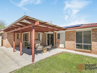 49 Tarrant Crescent, Dunlop