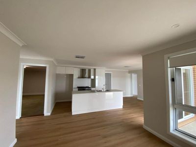 7 Hawkins Street, Temora