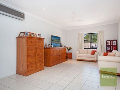 58 Sheerwater Parade, Douglas