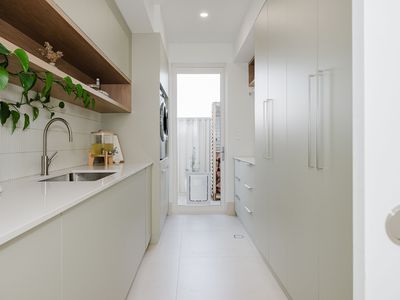 63 MURDOCH DRIVE, Singleton
