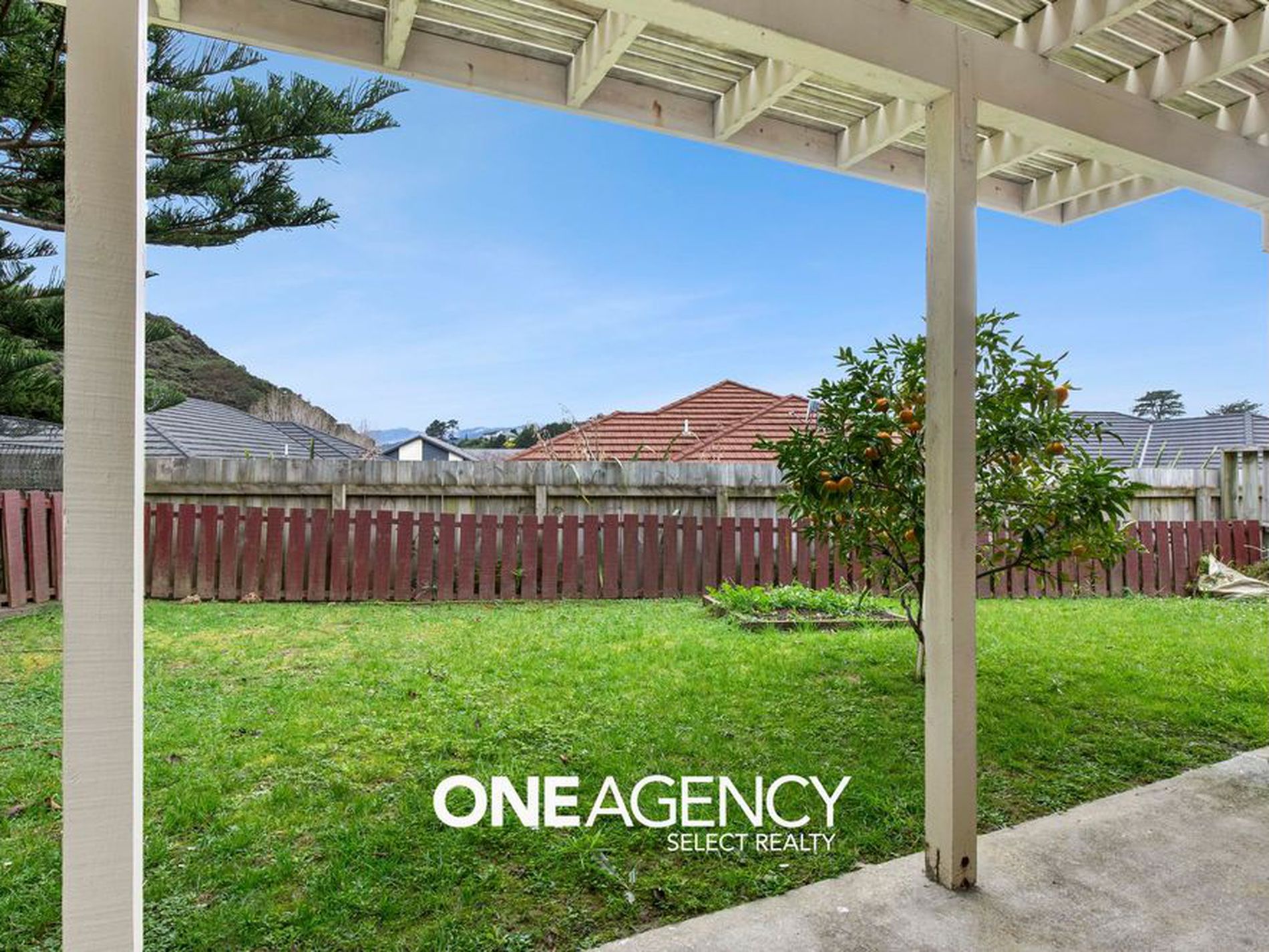 27 a Shackle Lane, Whitby