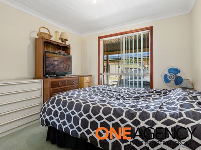 16 Dorothy Avenue, Basin View