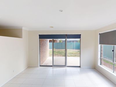 24 Caulfield Drive, Ascot