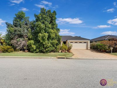 35 Winter Drive, Thornlie