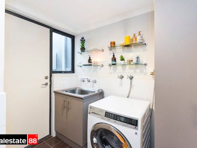 6 Boans Lane, East Perth