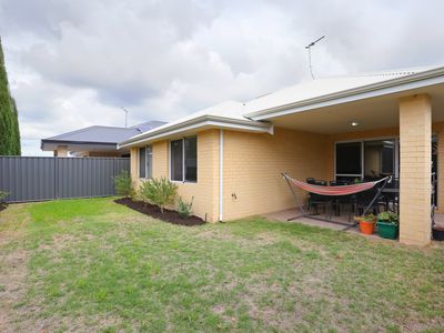 90 Rossiter Avenue, Piara Waters