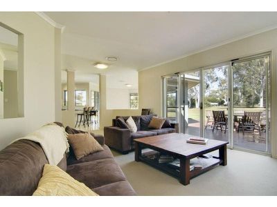 5 Exford Court, Cooroibah