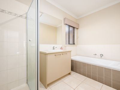 26 Nightingale Way , Shepparton