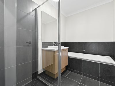 3 Zagros Street, Clyde North