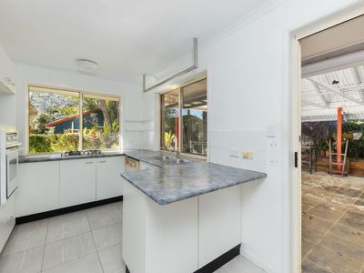 12 Kylie Court, Pomona