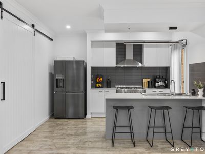 31 Crown Drive, Fraser Rise