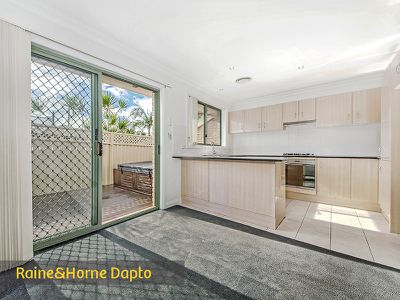 2 / 18 Charles Road, Fairy Meadow