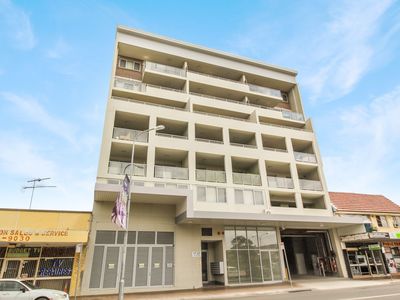 27 / 17-21 The Crescent, Fairfield