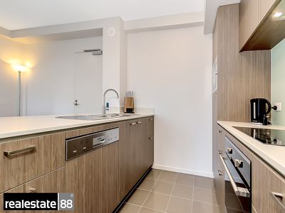126 / 172 Railway Parade, West Leederville