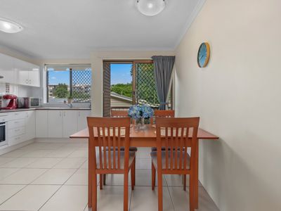 2 / 10 Ward Street, Indooroopilly