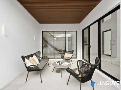 25 Baragoola Crescent, Fairfield West